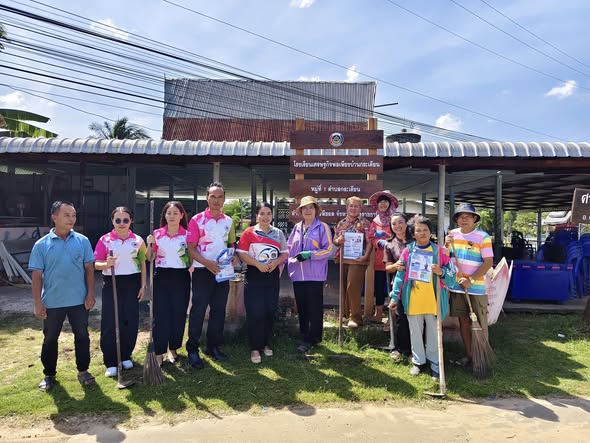 พัฒนาชุมชนตระการพืชผล ร่วมปรับปรุง "ศูนย์เรียนรู้โรงเรียนเศรษฐกิจพอเพียงบ้านกระเดียน" สร้างแหล่งอาหารมั่นคงและภูมิทัศน์น่ามอง